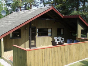 Two-Bedroom Holiday home in Væggerløse 25